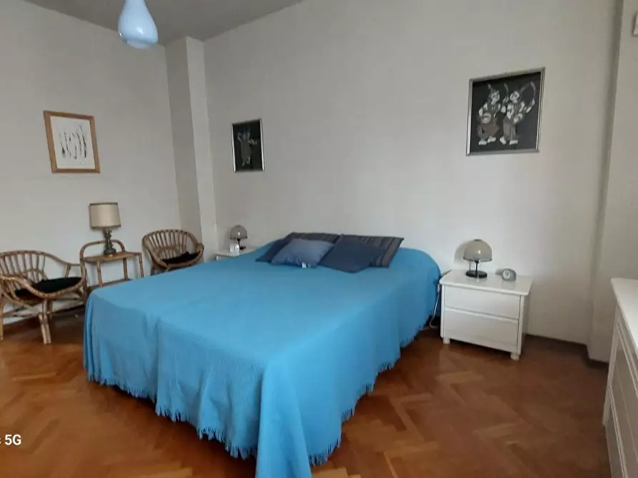 Immagine 12 di Appartamento in vendita  a Livorno