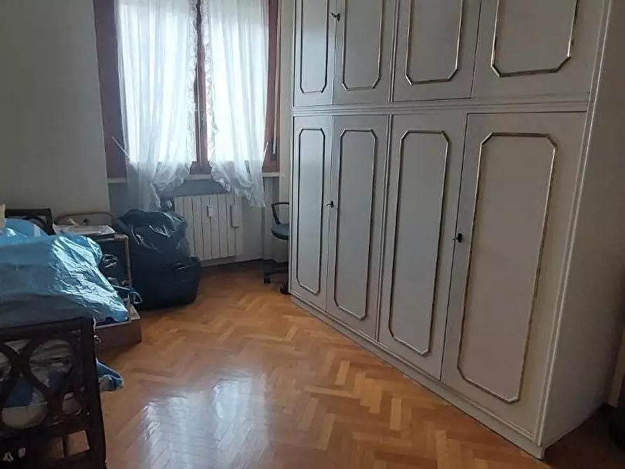 Immagine 10 di Appartamento in vendita  a Livorno