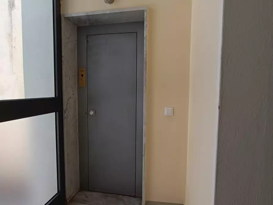 Immagine 9 di Appartamento in vendita  a Massa