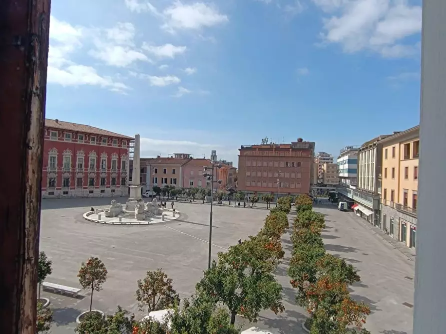 Immagine 28 di Appartamento in vendita  a Massa