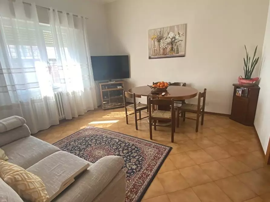 Immagine 2 di Casa bifamiliare in vendita  a Cecina