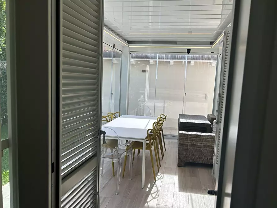 Immagine 16 di Casa bifamiliare in vendita  a Forte Dei Marmi