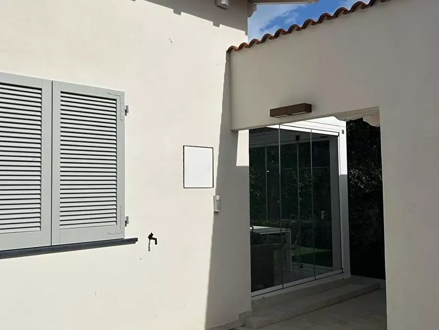 Immagine 2 di Casa bifamiliare in vendita  a Forte Dei Marmi