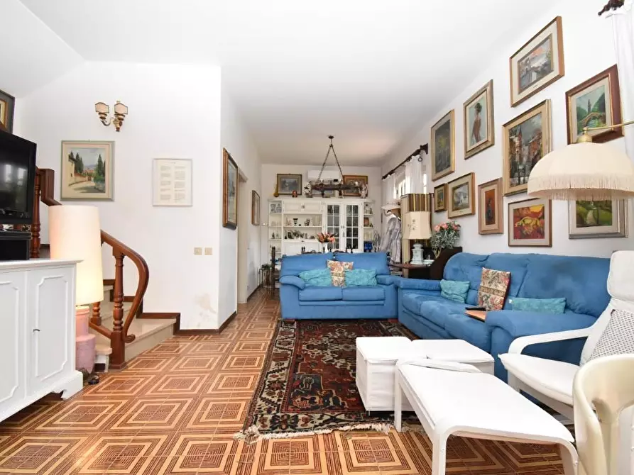 Immagine 16 di Villa in vendita  a Forte Dei Marmi