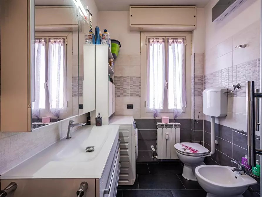 Immagine 22 di Appartamento in vendita  a Modena