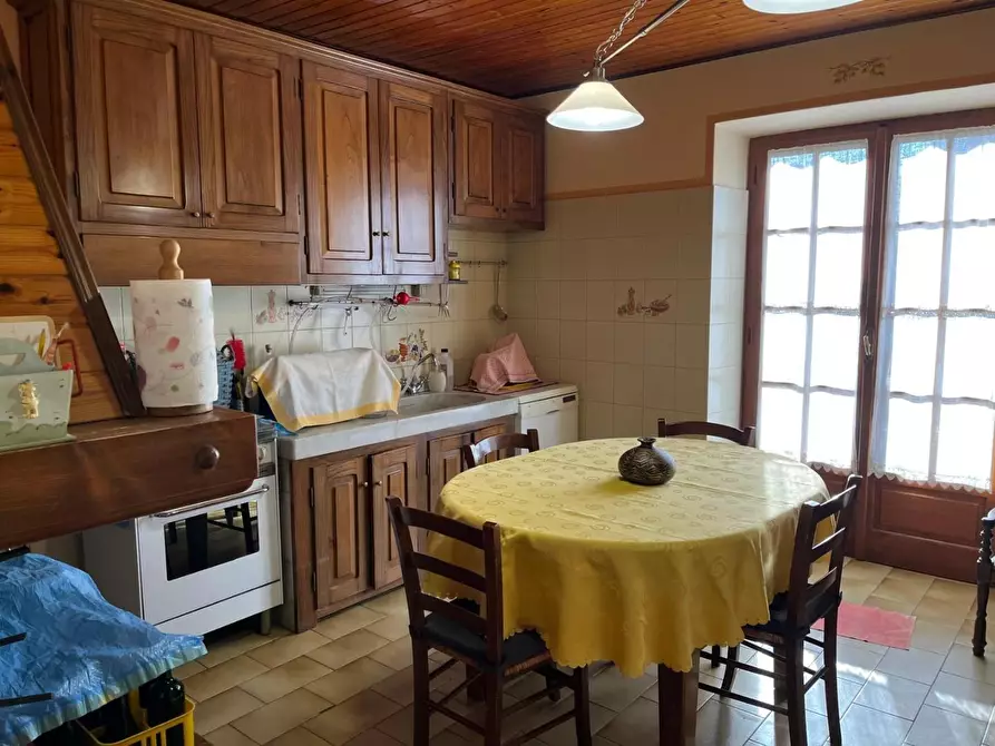 Immagine 39 di Casa semindipendente in vendita  a Castelnuovo Magra