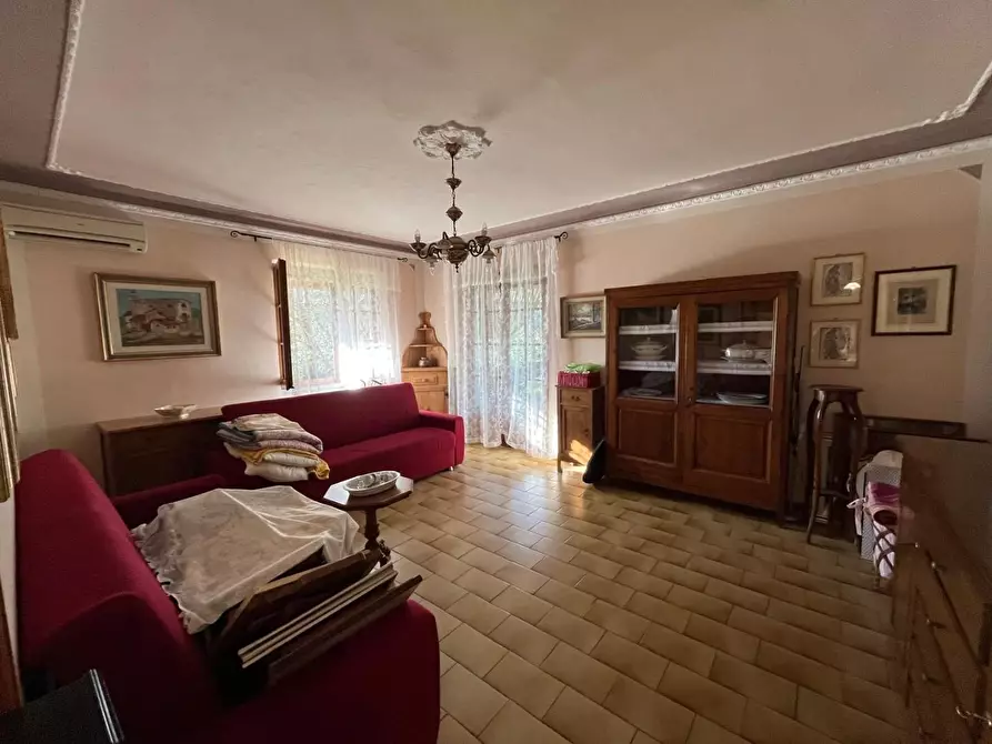 Immagine 29 di Casa semindipendente in vendita  a Castelnuovo Magra