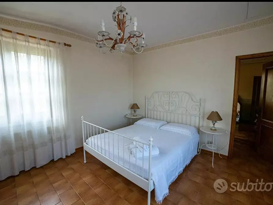 Immagine 5 di Casa semindipendente in vendita  a Castelnuovo Magra