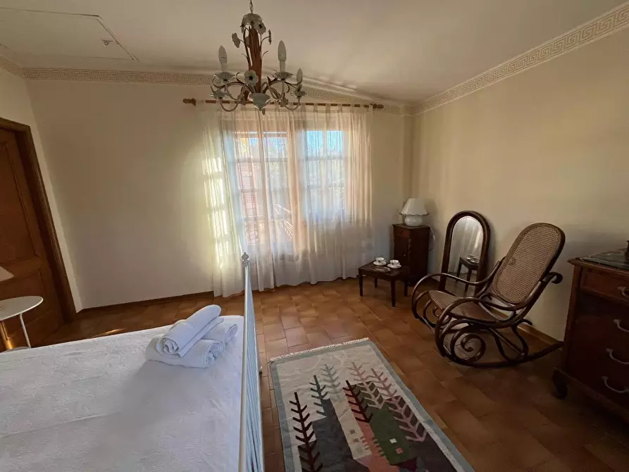 Immagine 10 di Casa semindipendente in vendita  a Castelnuovo Magra