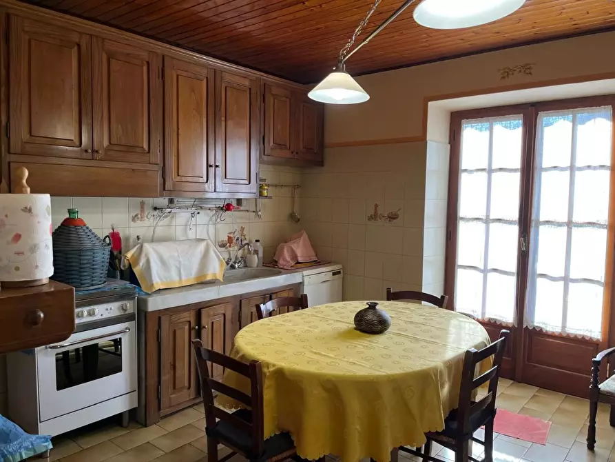 Immagine 38 di Casa semindipendente in vendita  a Castelnuovo Magra