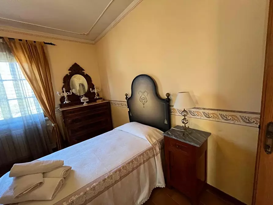 Immagine 15 di Casa semindipendente in vendita  a Castelnuovo Magra