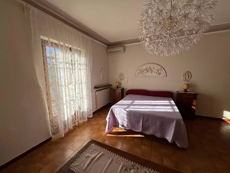 Immagine 18 di Casa semindipendente in vendita  a Castelnuovo Magra