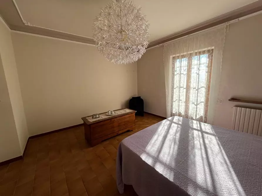 Immagine 13 di Casa semindipendente in vendita  a Castelnuovo Magra