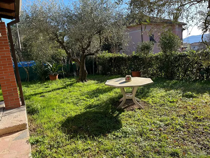 Immagine 32 di Casa semindipendente in vendita  a Castelnuovo Magra