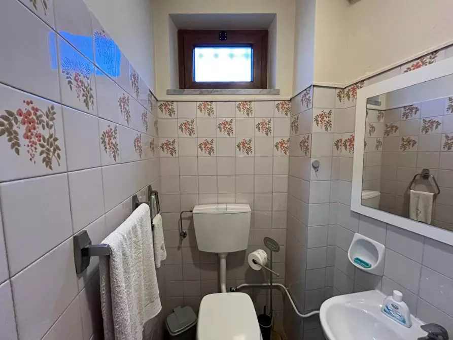 Immagine 28 di Casa semindipendente in vendita  a Castelnuovo Magra