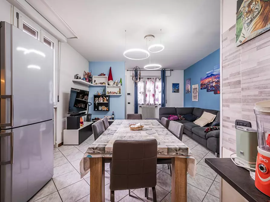 Immagine 5 di Appartamento in vendita  a Maranello