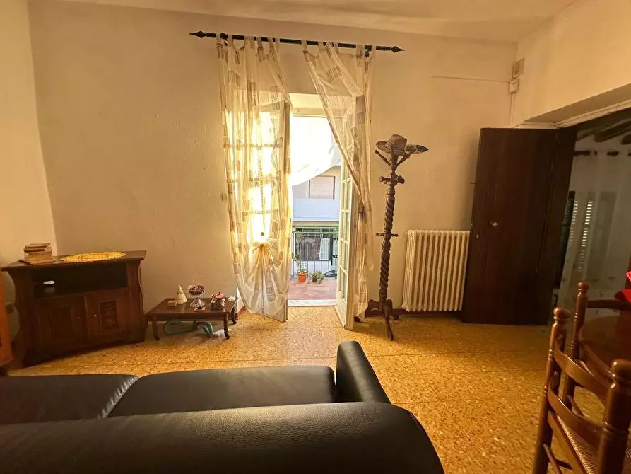 Immagine 6 di Appartamento in vendita  a Carrara