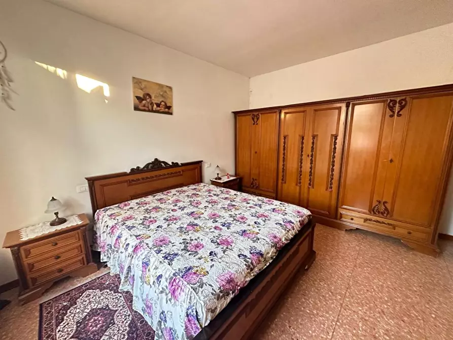 Immagine 8 di Appartamento in vendita  a Carrara