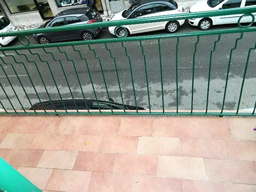 Immagine 2 di Appartamento in vendita  a Carrara