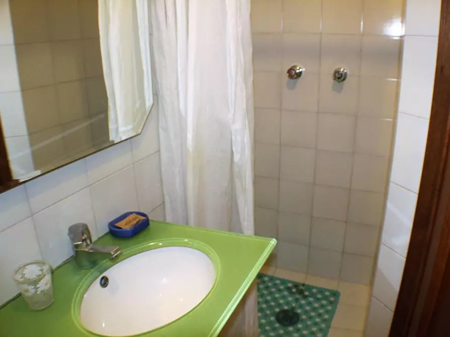 Immagine 2 di Appartamento in affitto  a Camaiore