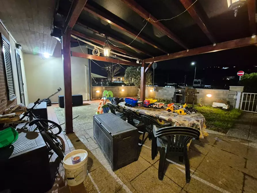 Immagine 11 di Appartamento in vendita  a Santa Maria A Monte