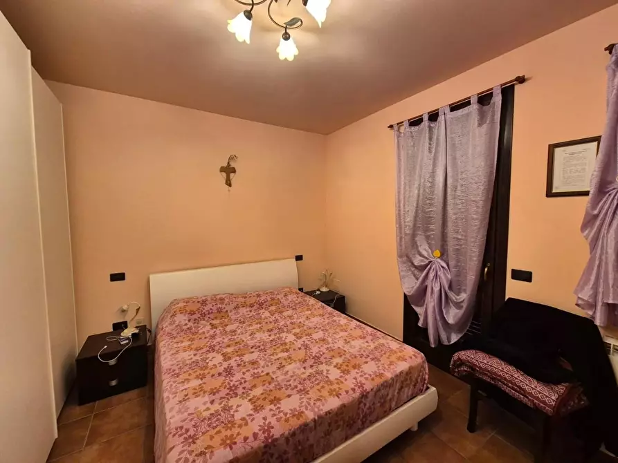 Immagine 4 di Appartamento in vendita  a Santa Maria A Monte