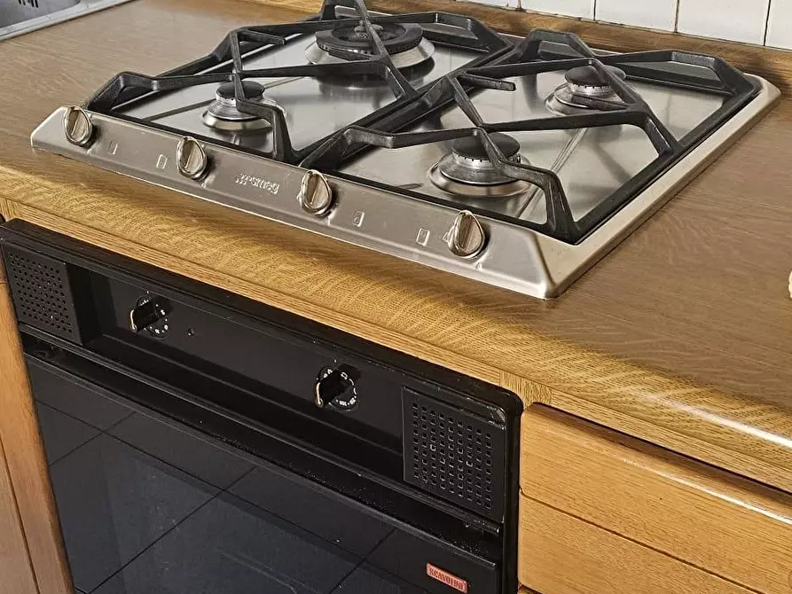 Immagine 3 di Appartamento in affitto  a Camaiore