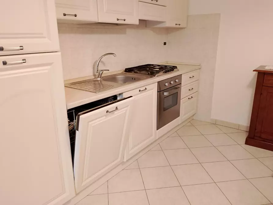 Immagine 2 di Appartamento in affitto  a Rosignano Marittimo