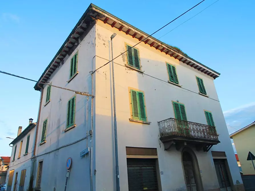 Immagine 2 di Palazzo in vendita  a Cerreto Guidi