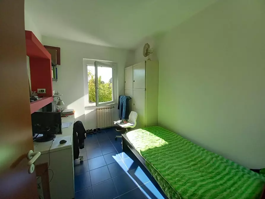 Immagine 15 di Casa bifamiliare in vendita  a Massa