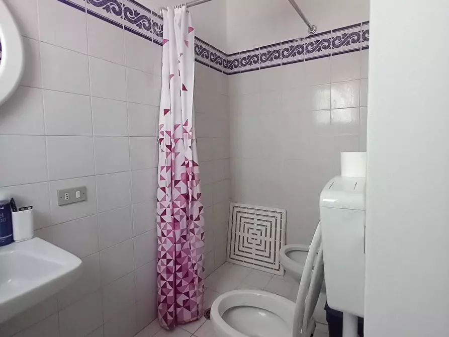 Immagine 17 di Casa bifamiliare in vendita  a Massa