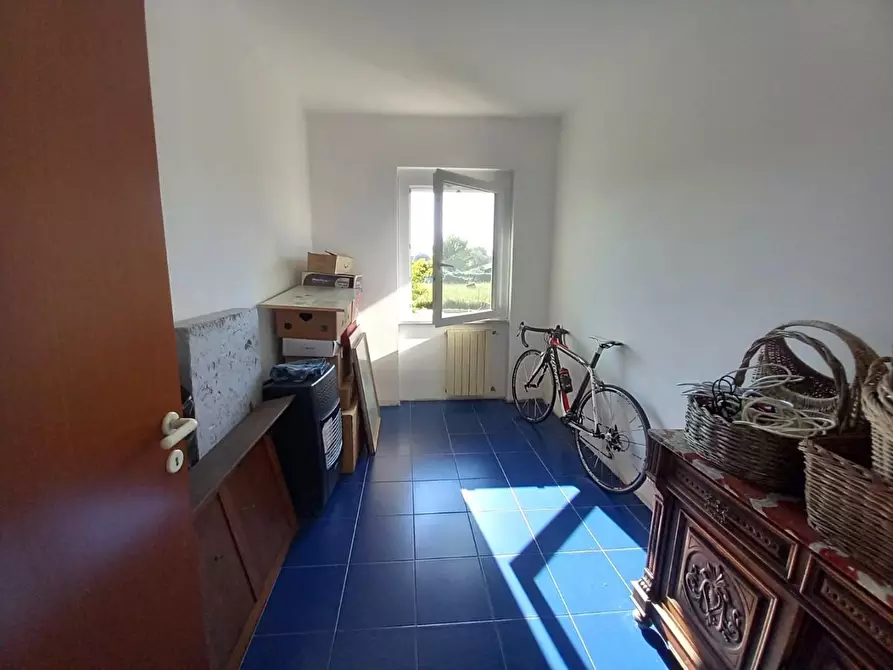 Immagine 13 di Casa bifamiliare in vendita  a Massa