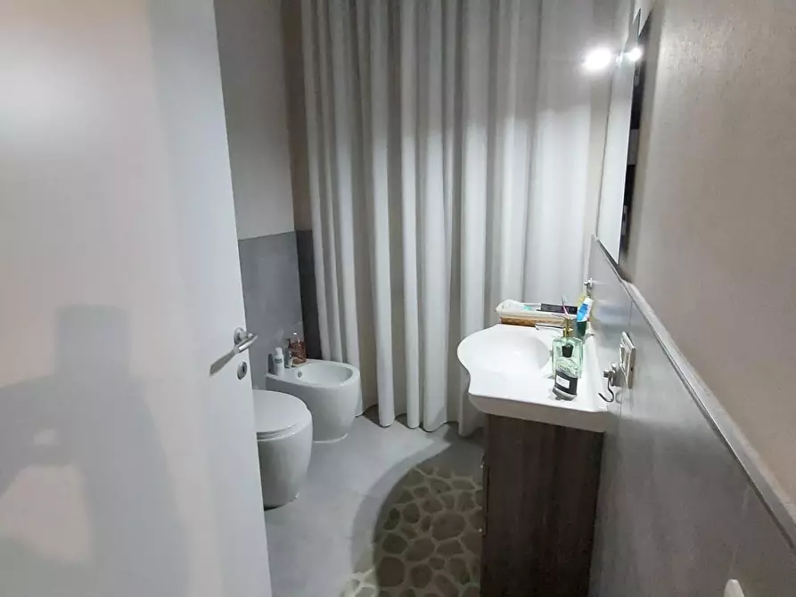 Immagine 26 di Appartamento in vendita  a Pontedera