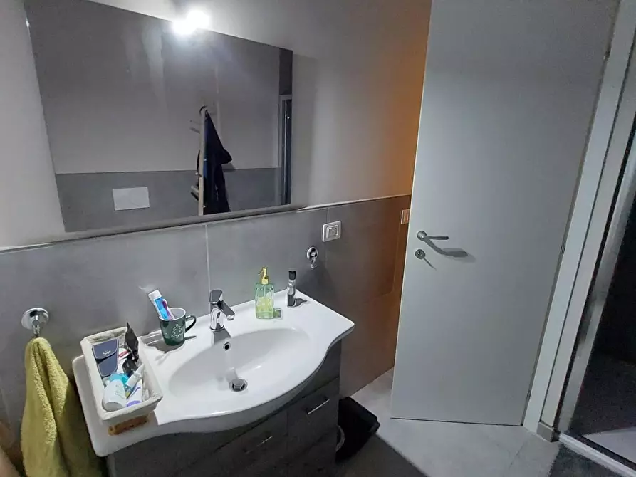 Immagine 25 di Appartamento in vendita  a Pontedera