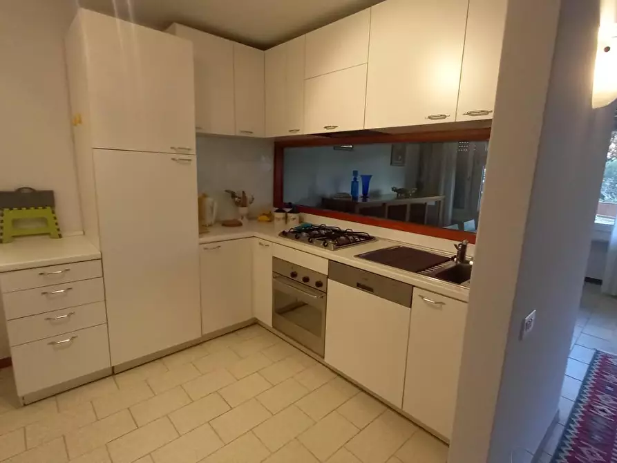 Immagine 28 di Appartamento in affitto  a Camaiore