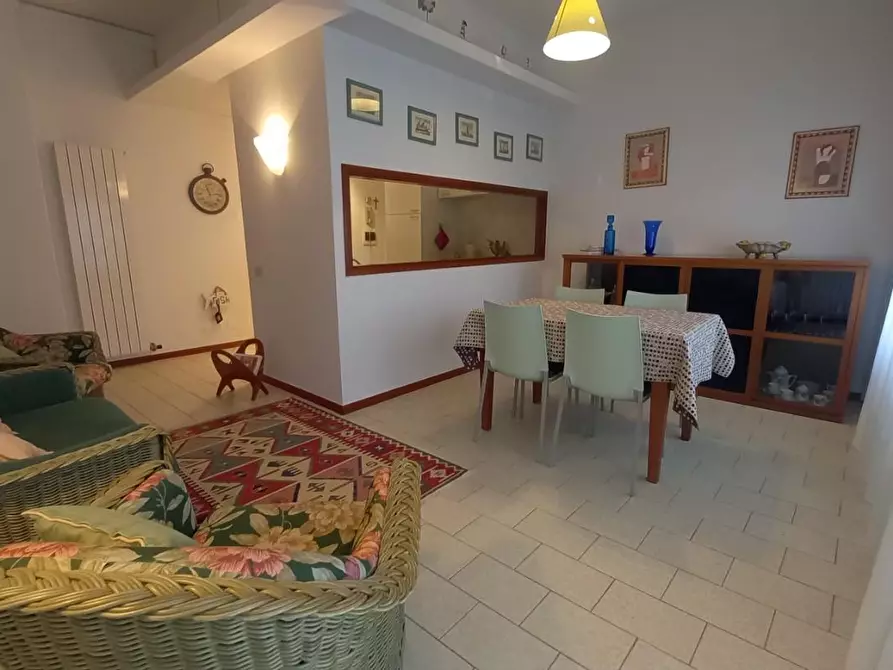 Immagine 9 di Appartamento in affitto  a Camaiore