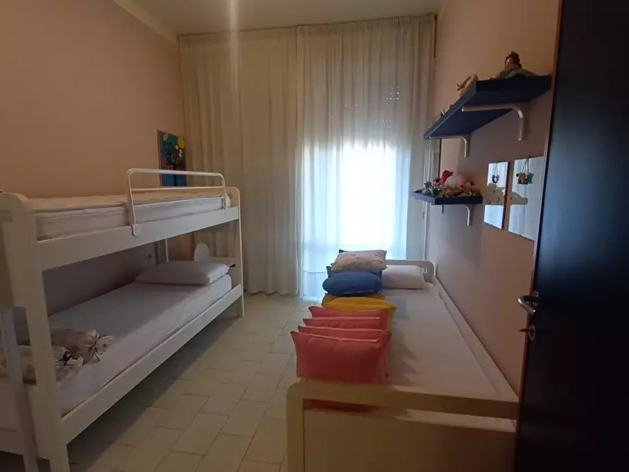 Immagine 17 di Appartamento in affitto  a Camaiore