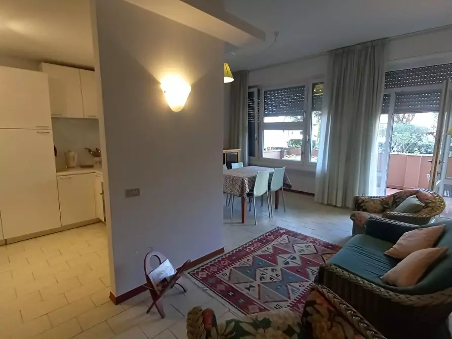 Immagine 27 di Appartamento in affitto  a Camaiore