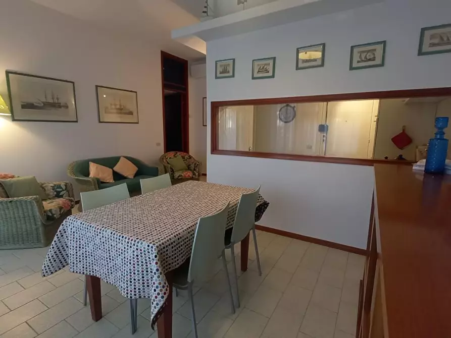 Immagine 8 di Appartamento in affitto  a Camaiore