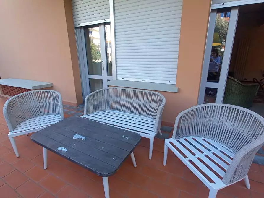 Immagine 15 di Appartamento in affitto  a Camaiore