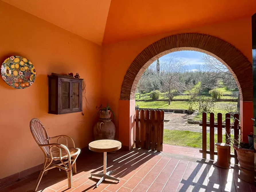 Immagine 11 di Villa in vendita  a San Miniato