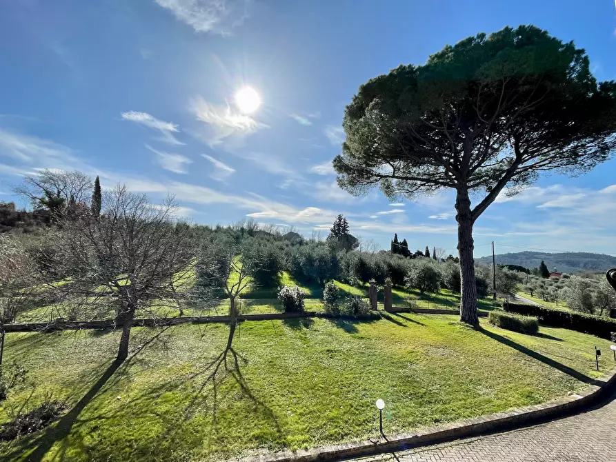 Immagine 4 di Villa in vendita  a San Miniato