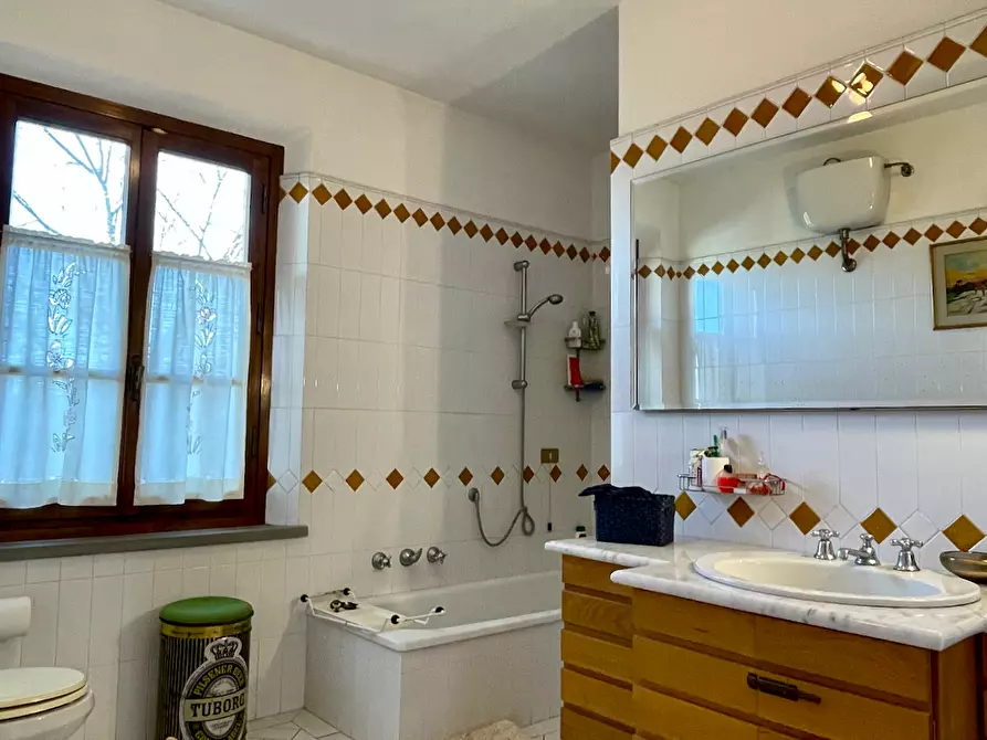 Immagine 45 di Villa in vendita  a San Miniato