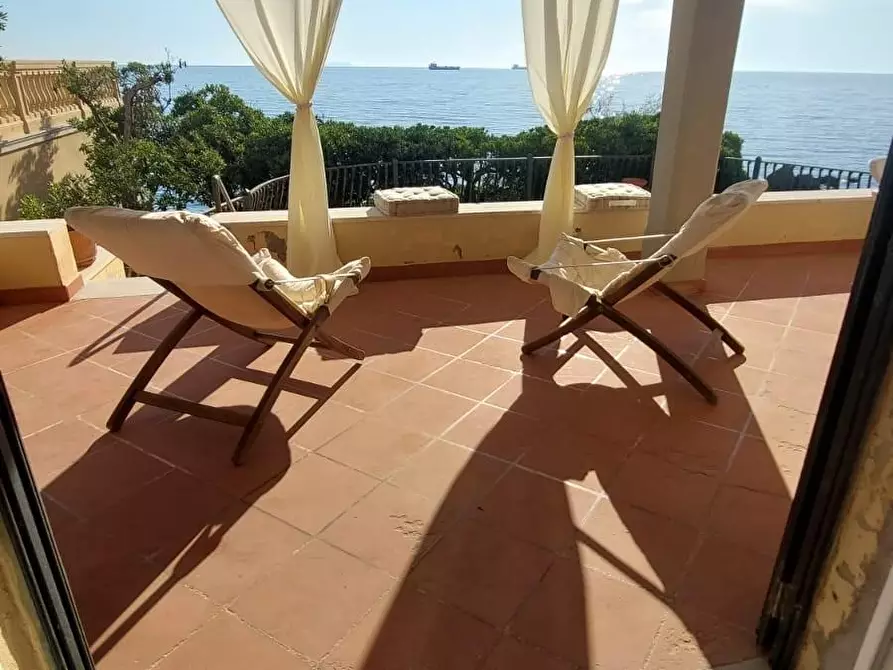 Immagine 17 di Appartamento in affitto  a Livorno