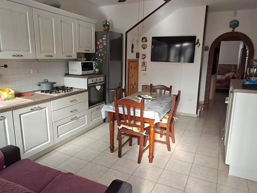 Immagine 1 di Appartamento in vendita  a Cecina