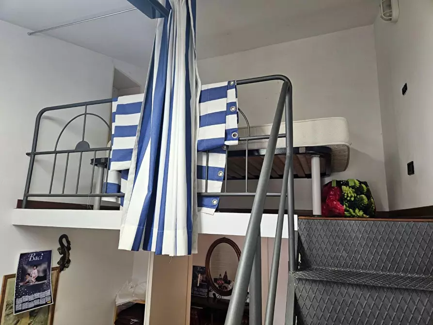 Immagine 6 di Villetta a schiera in vendita  a Livorno