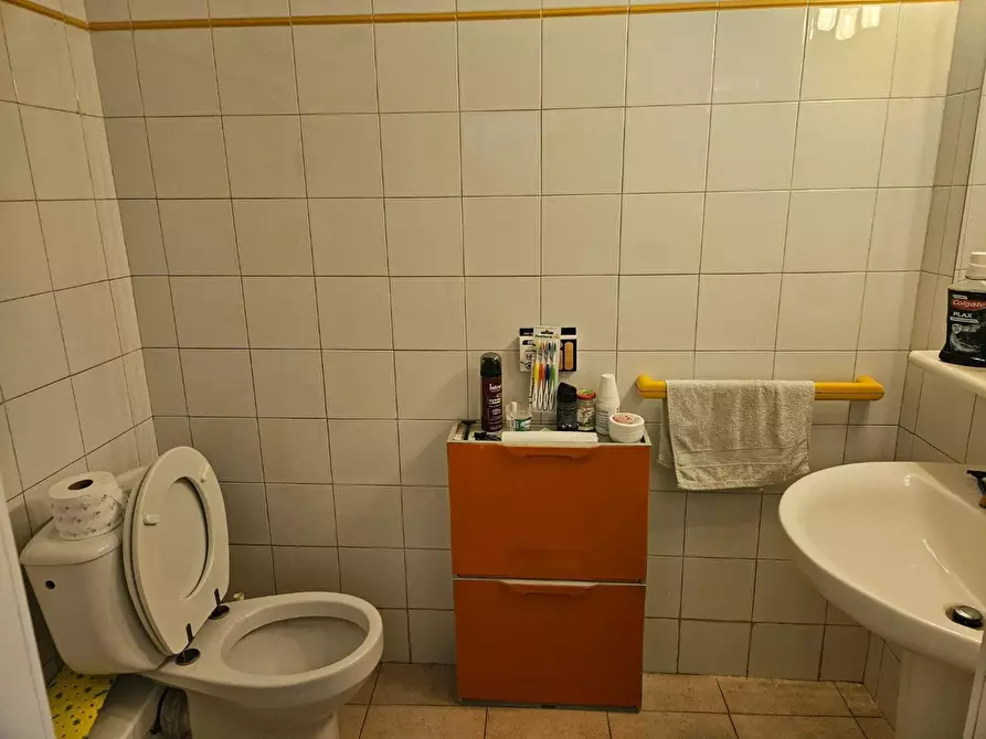 Immagine 16 di Villetta a schiera in vendita  a Livorno