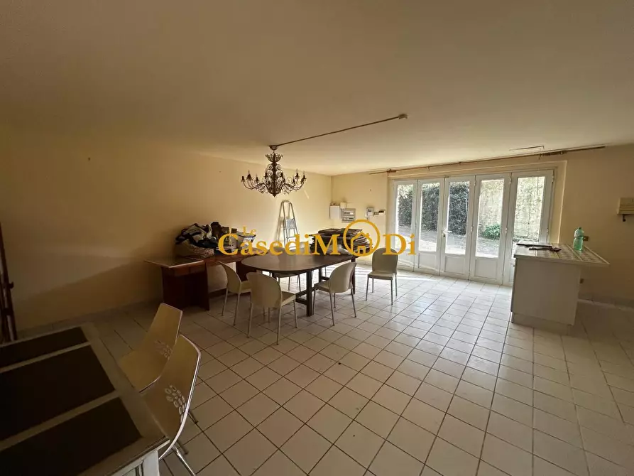 Immagine 43 di Villa in vendita  a Casciana Terme Lari