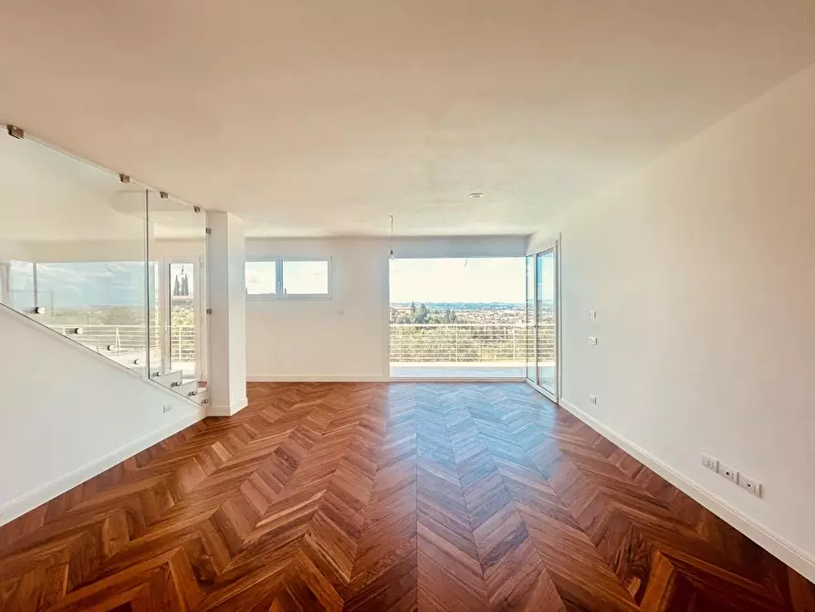 Immagine 4 di Villa in vendita  a Montelupo Fiorentino