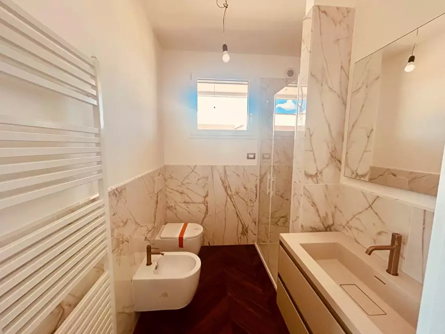 Immagine 33 di Villa in vendita  a Montelupo Fiorentino